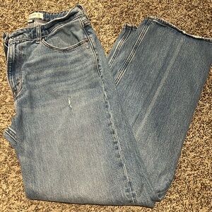 Abercrombie & Fitch- 90s Relaxed Jean